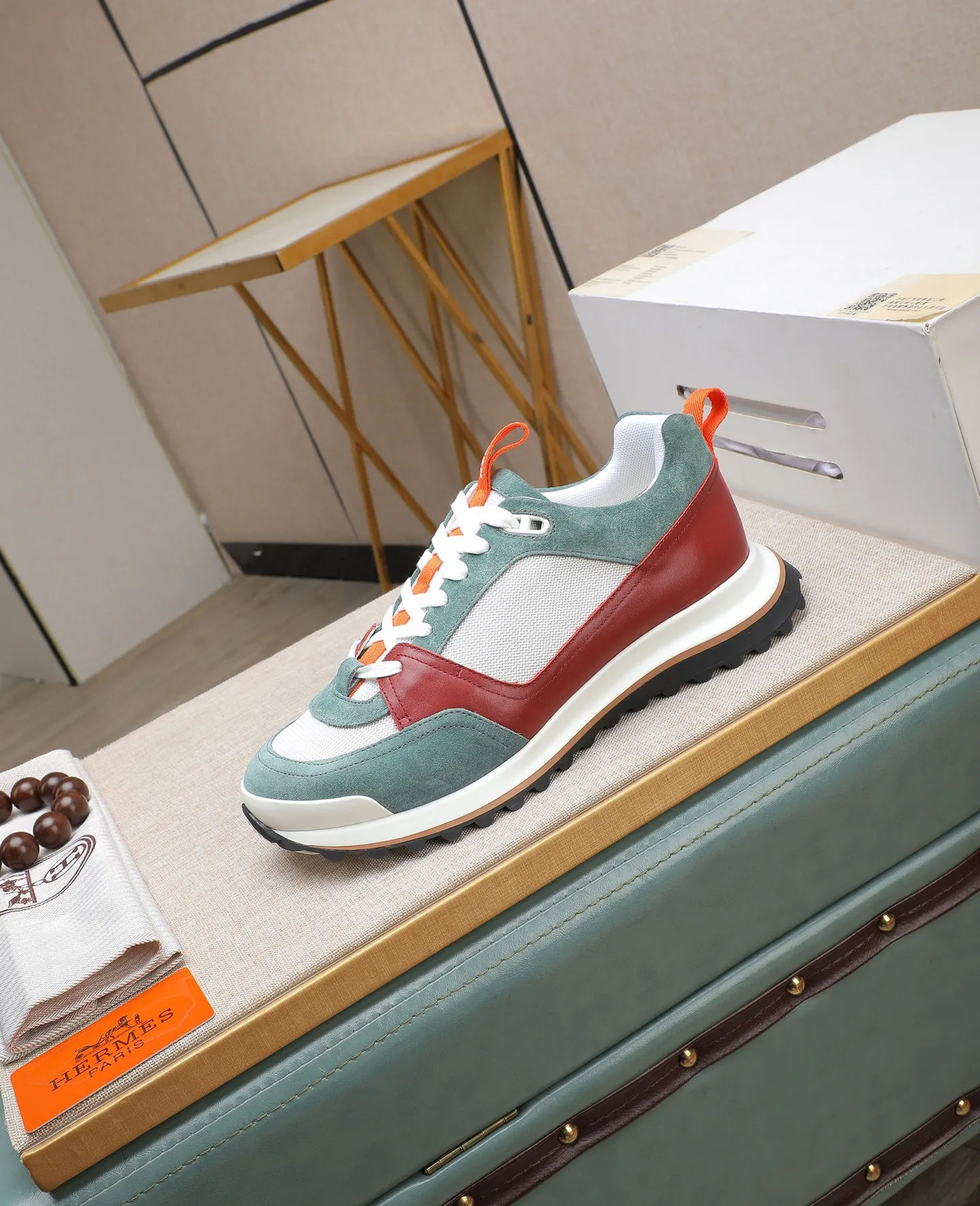 Men's shoes 💰760 Hermes🐴 25ss new autumn and winter products! Classic boot shape + British color matching design, imported calfskin, classic and durable! The original inverted mold last, the ultimate 1:1 shape, and the imported high-end cowhide presents a refined texture! Open the mold to customize the A-grade high-density private mold outsole with luxurious packaging! - Unique quality, 39-44 (38 45 46 customized)